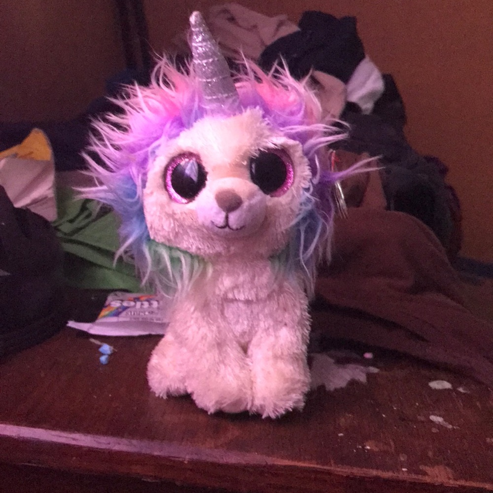Claires unicorn lion